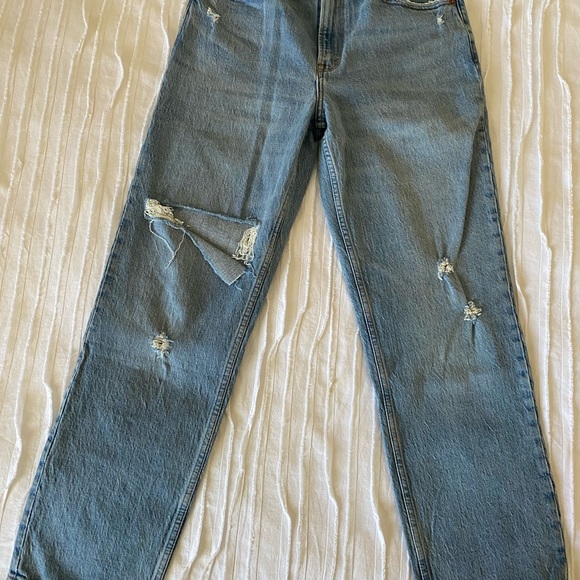 Abercrombie Ultra High Rise 90s Straight Jean - Picture 9 of 9